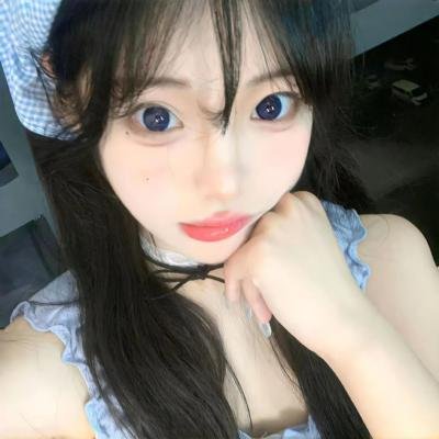 隔楼女孩:我们之间的层距